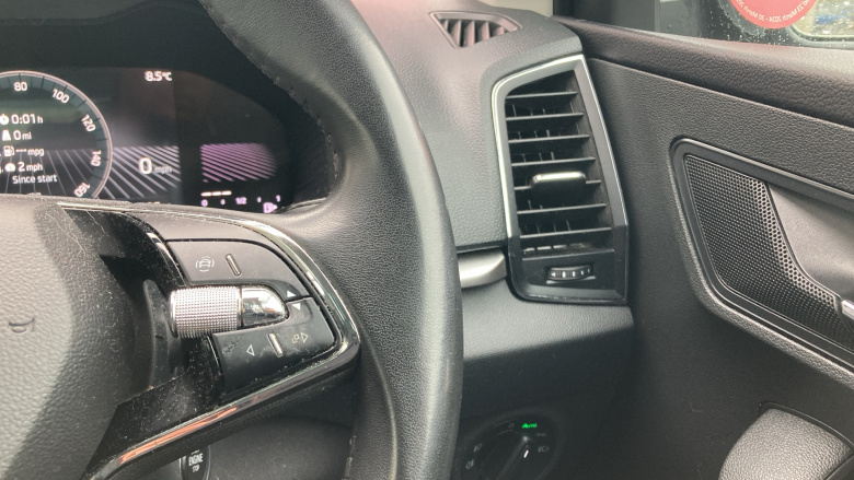 Skoda Karoq 1.5 TSI SE Drive 5dr DSG Petrol Estate